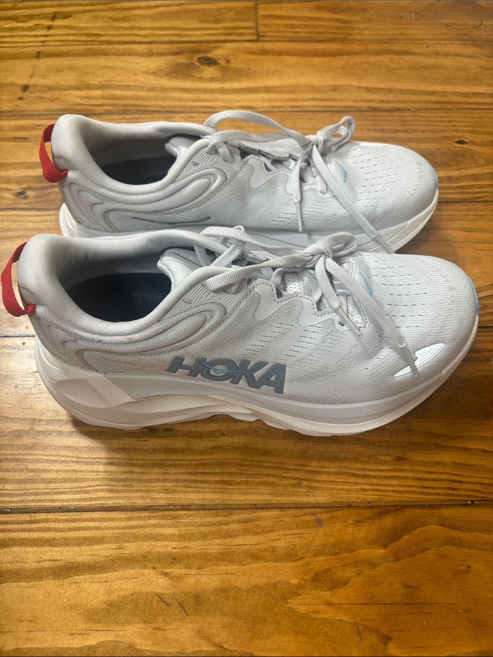 Hoka Women’s Gaviota 6 Cosmic Gray/Stardust Size 8.5D (Wide Width) Worn Once
